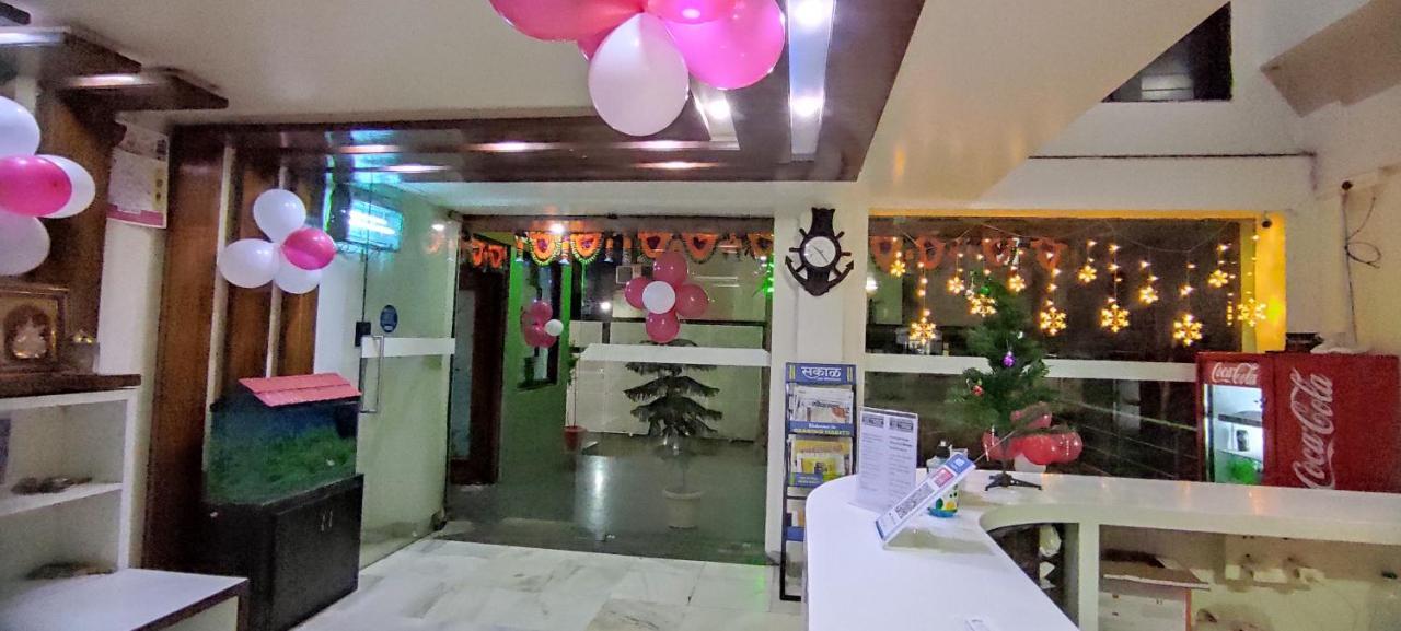 City Palace Hotel होटल सिटी पैलेस Nashik Exterior photo